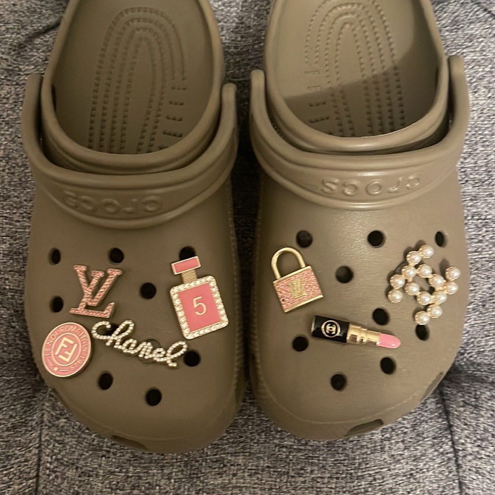 Crocs